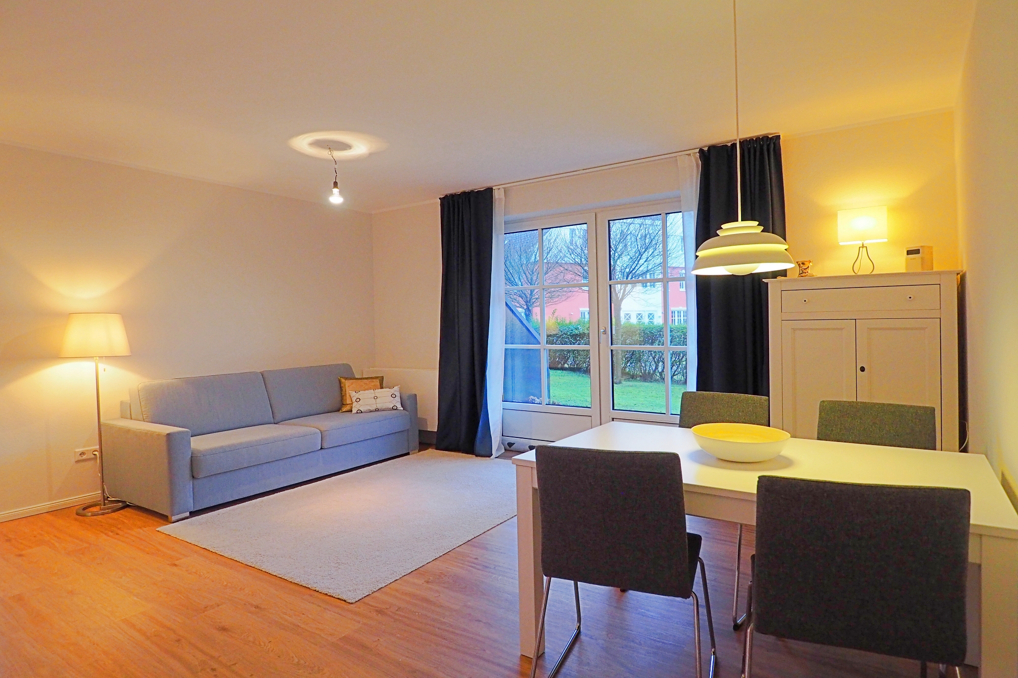 1Wohnzimmer3.jpg
